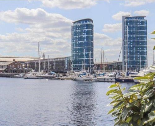 Chatham Apartamento | 4 Guests - Marina Point East Escape in Kent