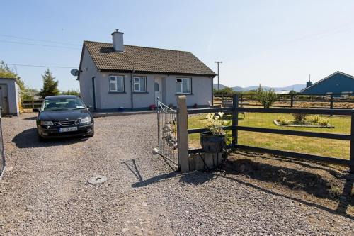 Cromane Casa | 4 Guests - Seaside Cottage - 5min Drive To The Sea
