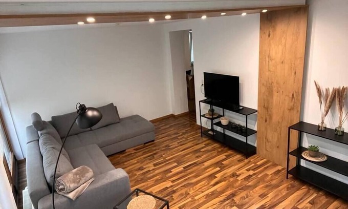 Leipheim Apartamento | 4-h3rOeS