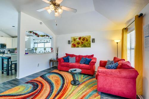 South Arlington Casa | 4 Mi to ATandT Stadium Home with BBQ in Grand Prairie