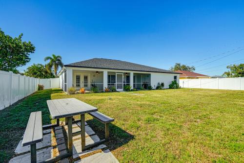 Fort Myers Casa | 4 Mi to Beach Home with Patio in Cape Coral!