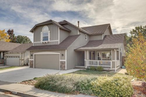 Northwest Reno Casa | 4 Mi to Downtown Reno Spacious Family Retreat!