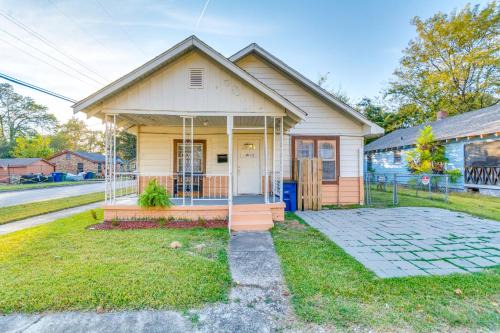 North Little Rock Apartamento | 4 Mi to Dtwn Little Rock Studio with Porch