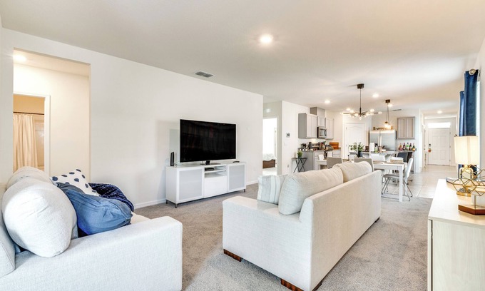 Winter Haven Casa | 4 Mi to Legoland: Newly Built Home in Winter Haven