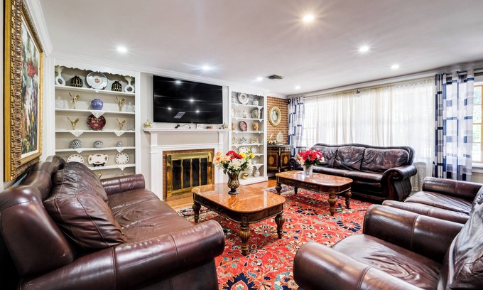 National Harbor Casa | 4 Mi to Nat'l Harbor: Spacious Gem in Maryland!