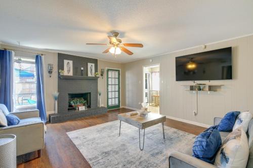 Ellendale Casa | 4 Mi to Shelby Farms Park Memphis Home with Patio!