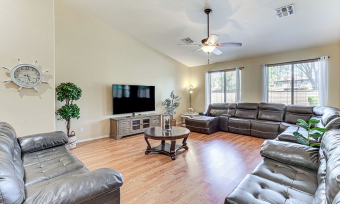Greer Ranch Casa | 4 Mi to Surprise Stadium: Home w/ Patio!