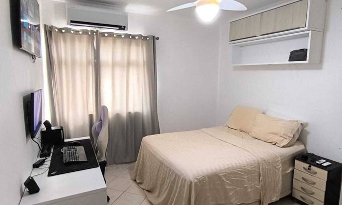 Santos Apartamento | 4 min walk to the beach, complete apartment!