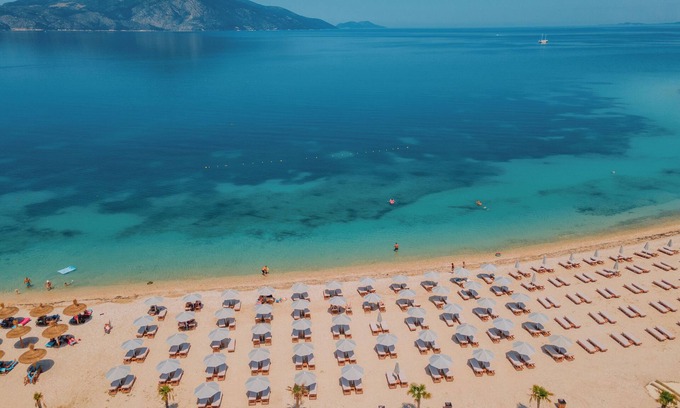Orikum Hotel | 4 Palmat