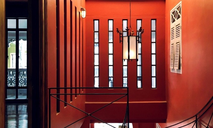 Chan Kasem Cama Y Desayuno | 4 pax. Angelo Self-Serviced Bed & Breakfast con galería de arte y azulejos