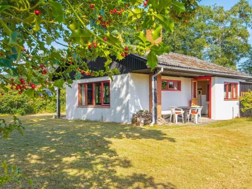 Grena Strand Casa | 4 person holiday home in Grenaa-By Traum
