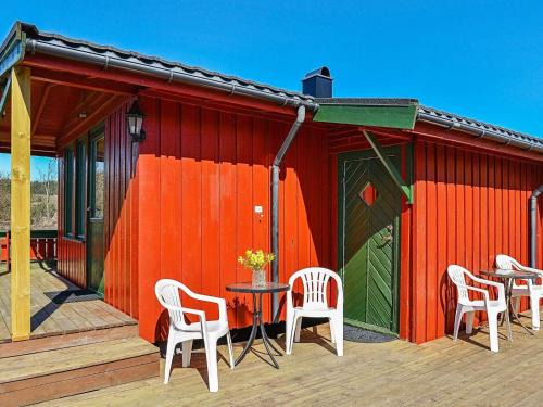 Lyngdal Casa | 4 person holiday home in lyngdal-By Traum