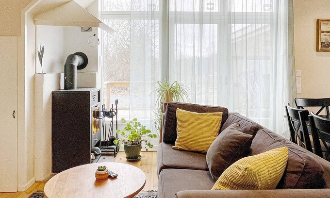 Vaddo Casa | 4 person holiday home in VÄDDÖ