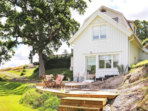Veddige Casa | 4 person holiday home in Veddige