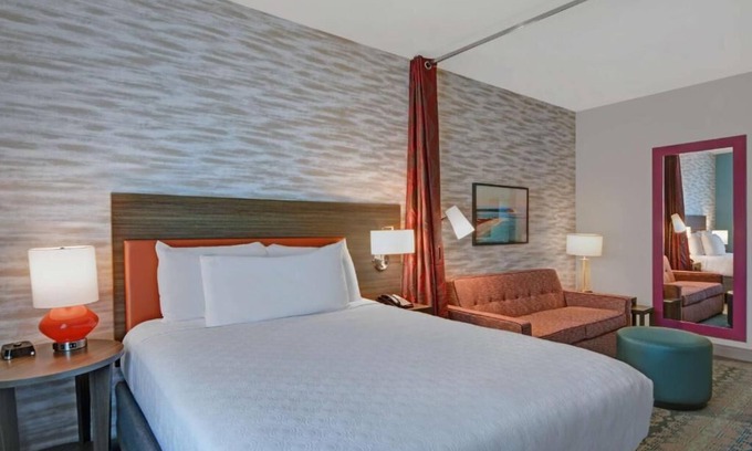 Upper Grand Lagoon Hotel | 4 Pet-friendly Accommodations! Outdoor Pool, Kitchen, Free Breakfast, Parking!