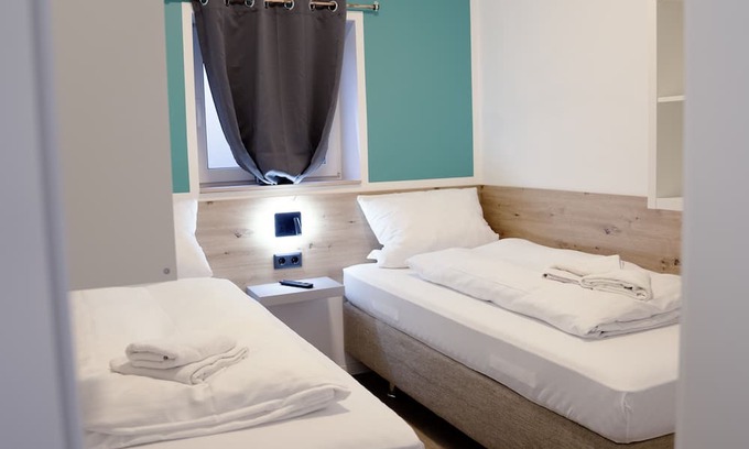 Hildesheim District Apartamento | 4-Room Apartment for 6 People