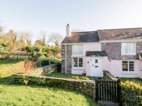 Lansallos Casa | 4 Rose Cottages