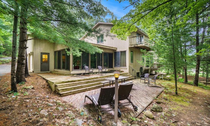 Maple City Casa | 4 Skippers Wood
