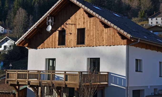 Ventron Cabaña | Casa rural 4 estrellas con sauna y terrazas para 14 pers.