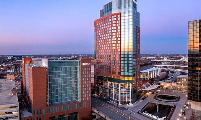 Arena District Hotel | Hotel de 4 estrellas ∙ Hilton Columbus Downtown