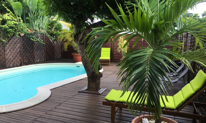 Sainte-Luce Casa | Casa con piscina a 200 m de la playa, restaurantes y tiendas.