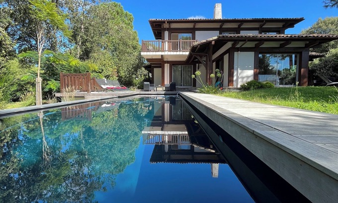 La Teste-de-Buch Villa | Lux villa **** 245m2, todas las comodidades, jardín de 2500m2, piano steinw.residencial