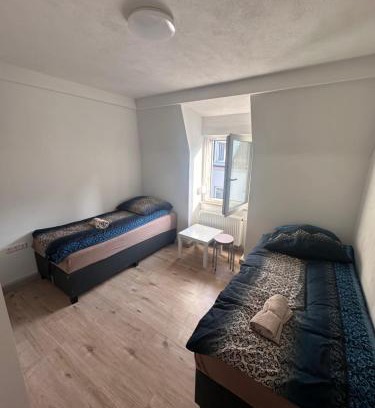 Links der Wertach-Sud Apartamento | 4-Zimmer Wohnung mit 7 Betten Ideal für Familien oder Gruppen