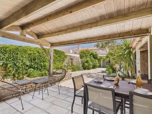 Saint-Clement-des-Baleines Casa | 400 m de la plage, jardin, maison pour 8
