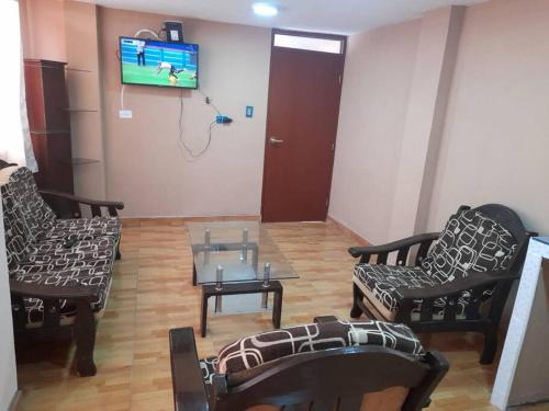 Callao Apartamento | 402 Comfy Apt WiFi kitchen SmartTV Central at Callao