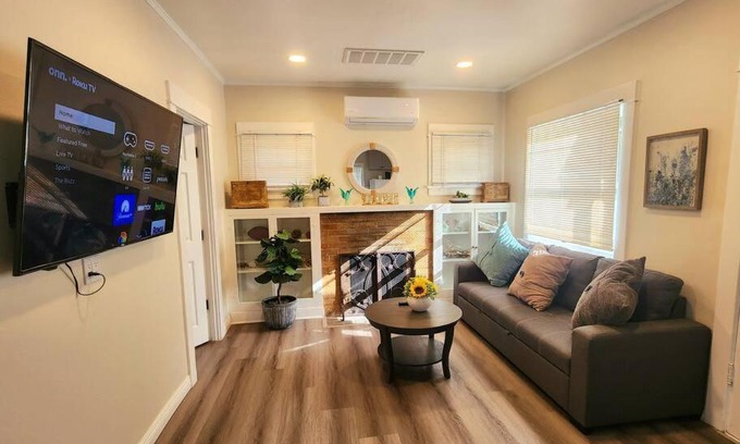 Pasadena Apartamento | 41,Pasadena charming house Prime location King Bed !