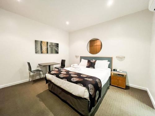 Adelaide Central Business District Apartamento | 410/247 studio gouger st Ex hotel room in city
