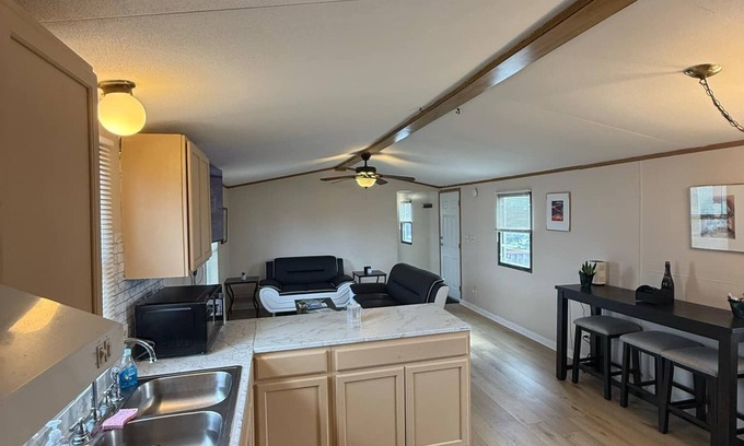 Belleville Casa | 420 Oasis - Charming 3 bed 2 bath Home, WiFi - 420 Friendly