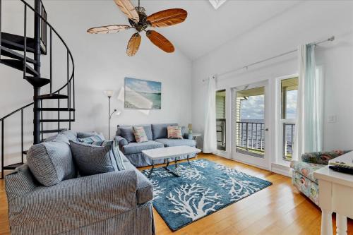 Port Charlotte Casa | 4410 Warren 317