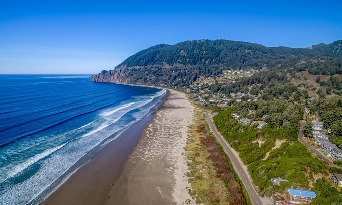 Manzanita Casa | 446 Ocean (MCA 959)