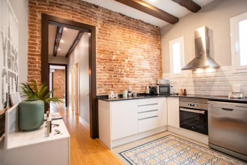 La Sagrada Familia Apartamento | 44MAL1084- Bright 2BR apartment