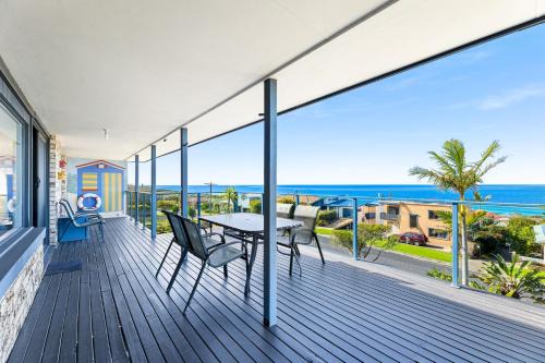 Kianga Casa | 45 Hillside Cres Beach House