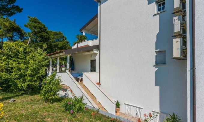 Rab Apartamento | 45 m² Apartamento ∙ 1 habitación ∙ 2 huéspedes