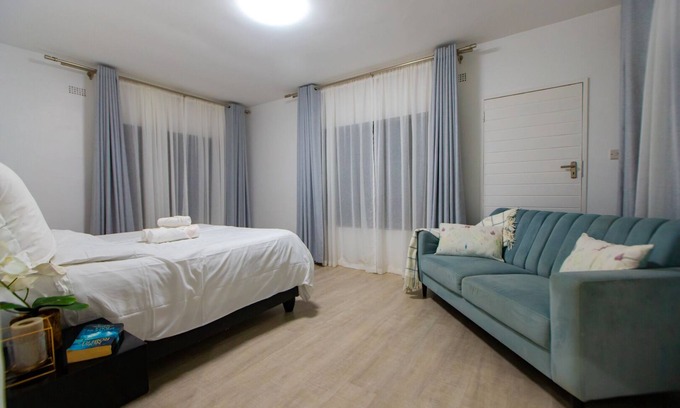Bulawayo Casa | 456 Hopeville Escape - Spacious three-bedroomed home with modern finishings!!