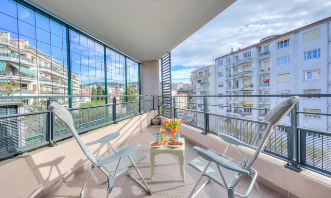 Liberation Apartamento | 46 m² Apartamento ∙ 1 habitación ∙ 3 huéspedes