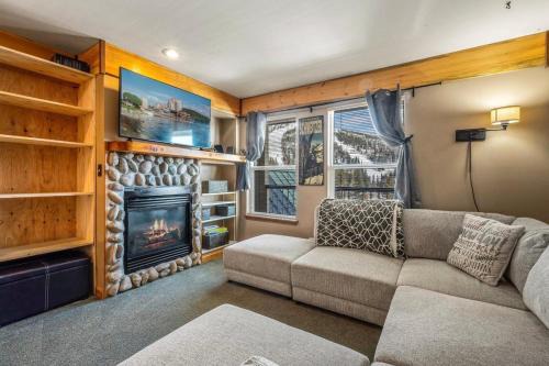 Sandpoint Casa | 461 Northwest Passage 205