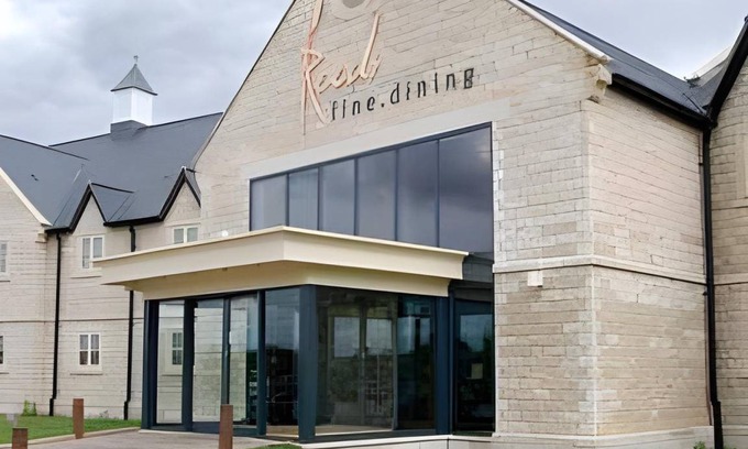 Thurnscoe Hotel | 48 m² Hotel ∙ 127 huéspedes