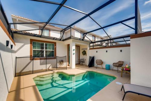 Poinciana Casa | 4810 LL - 5BD Private Pool Townhome - Storey Lake