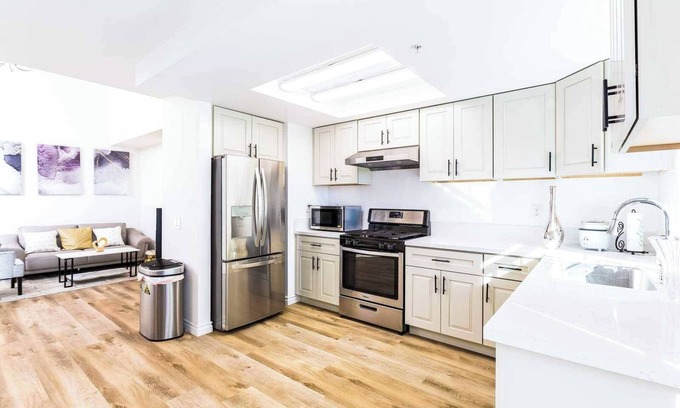 El Monte Casa | 4B3B/ Fully Furnished/Fenced Backyard #41348