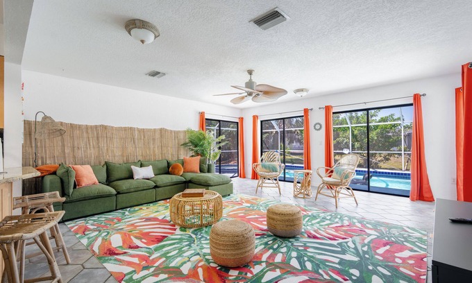 Gulf Cove Casa | 4bd Myakka Paradise: Pool & Jacuzzi - Games