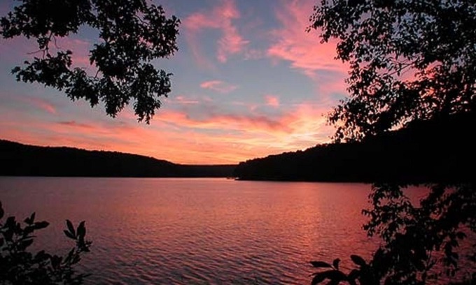 Swanton Cabina | 4BR / 3BA; ¡El parque estatal Deep Creek Lake está a unos pasos!