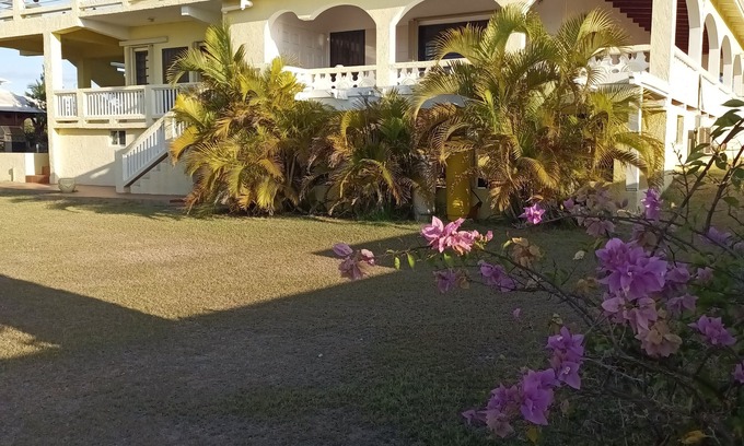 Hannah's Rest Villa | 5 minutos de playas y buceo Casa familiar