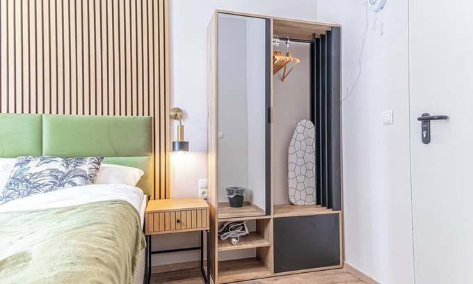 Neulerchenfeld Apartamento | 4BR Apt. for Groups 6-Min to Stadthalle