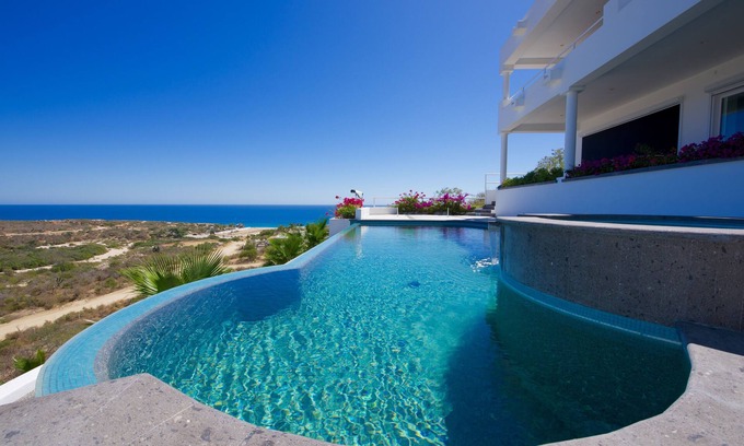 Laguna Hills Villa | 4BR - Página de inicio personalizada - Vistas impresionantes - Energía solar
