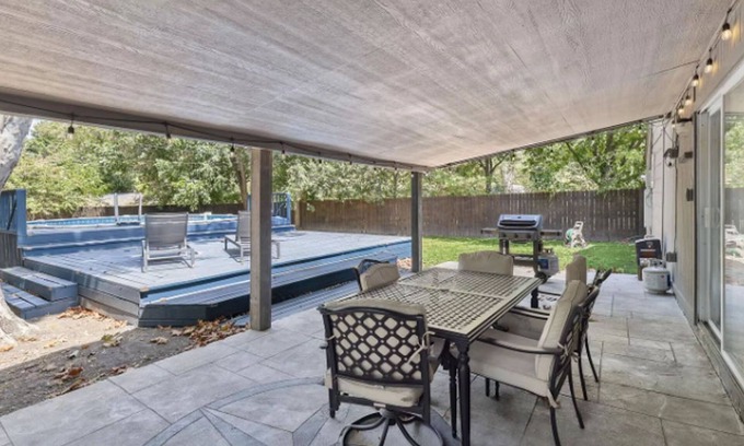 Dallas Casa | 4BR Home with Pool in Dallas