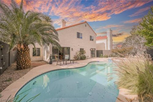Green Valley Casa | 4Br Model Home w Pool and Pool table in Henderson